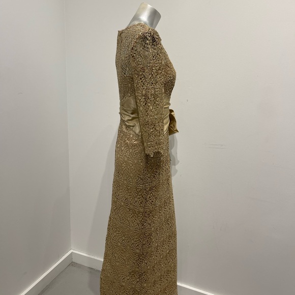 Rickie Freeman TERI JON Gown - Picture 6 of 17